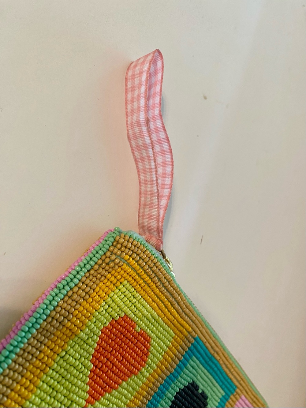 Anthropologie Fiona Beaded Medium Pouch in Hearts - Picture 5 of 10
